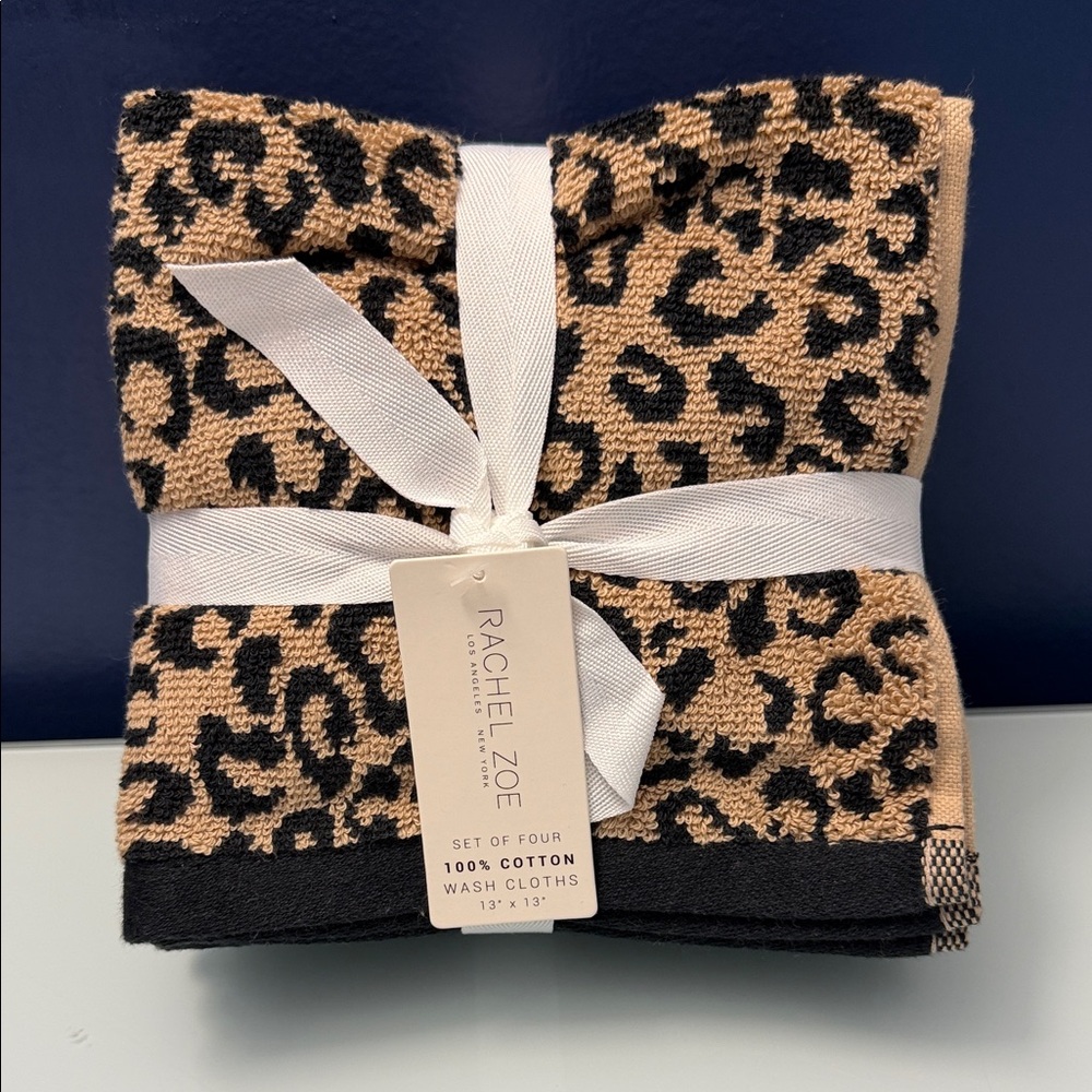 Rachel Zoe Cheetah Print Wash Cloths Set
